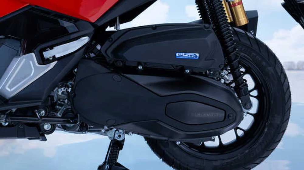 Sportski motor sa HSTC i visokom ekonomičnošću goriva