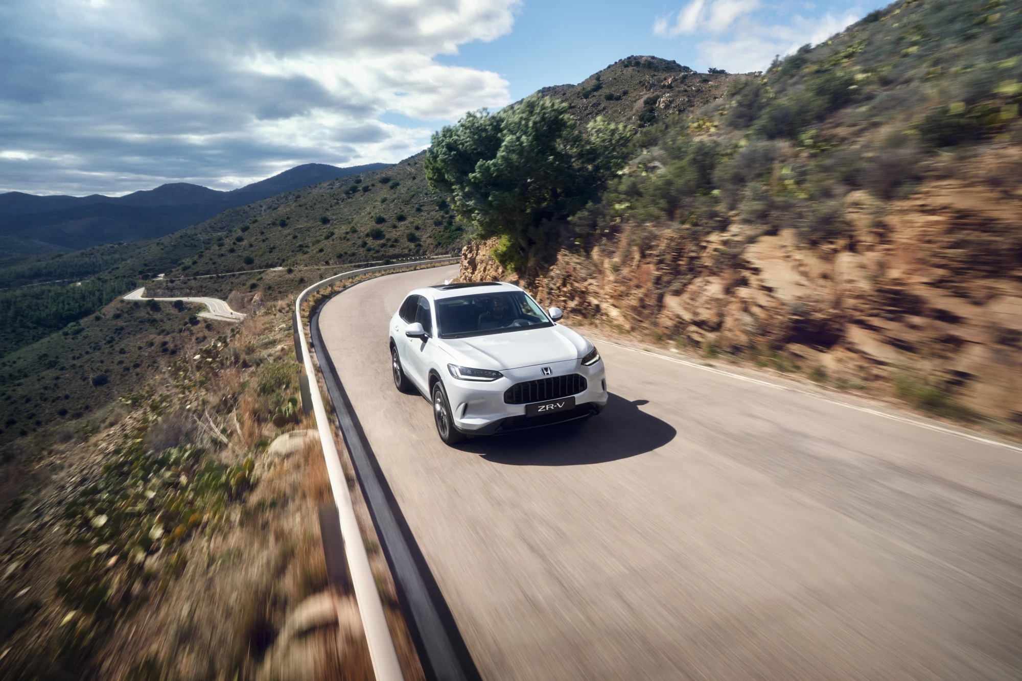 Karakteristike ZR-V eksterijera