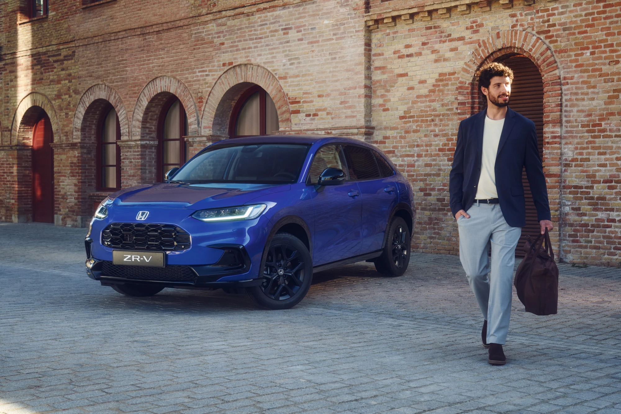 Karakteristike ZR-V eksterijera