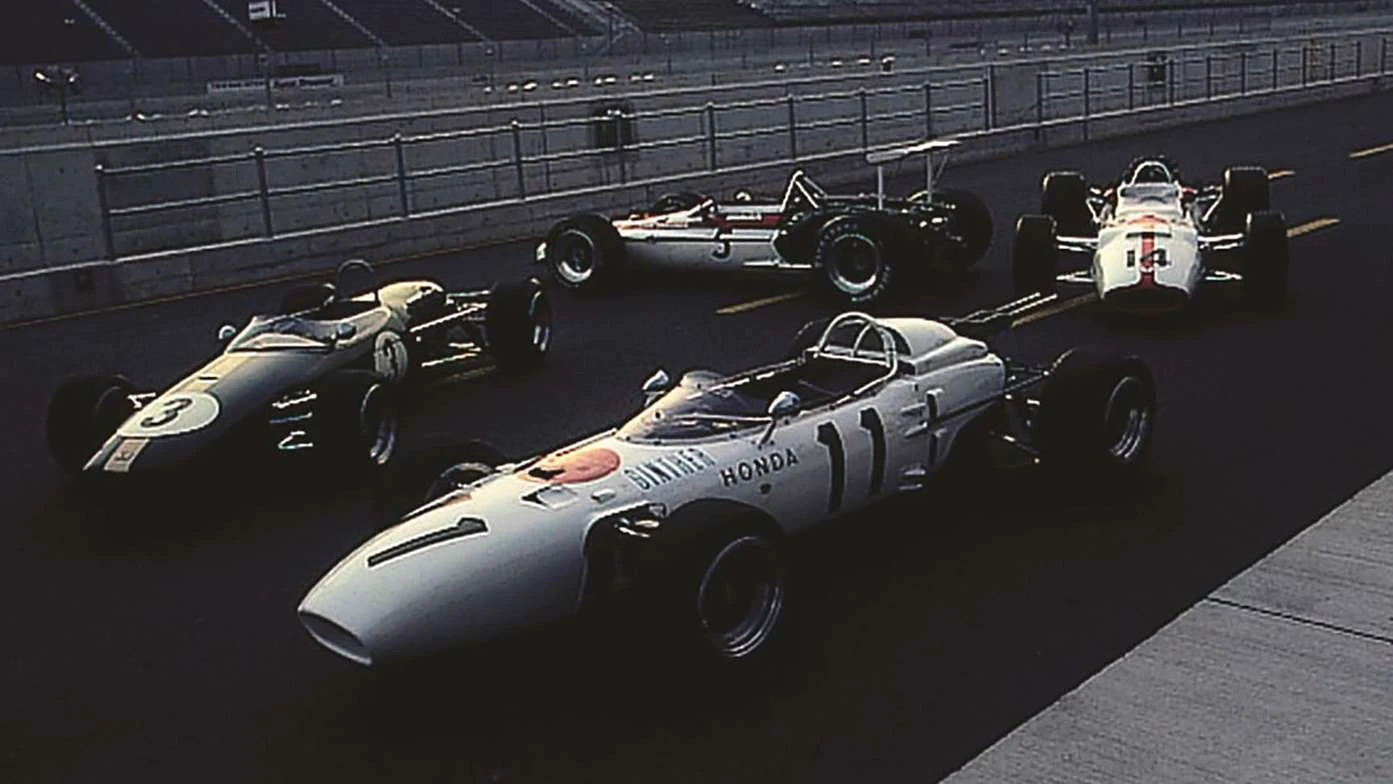 TAKMIČENJE SA LEGENDAMA