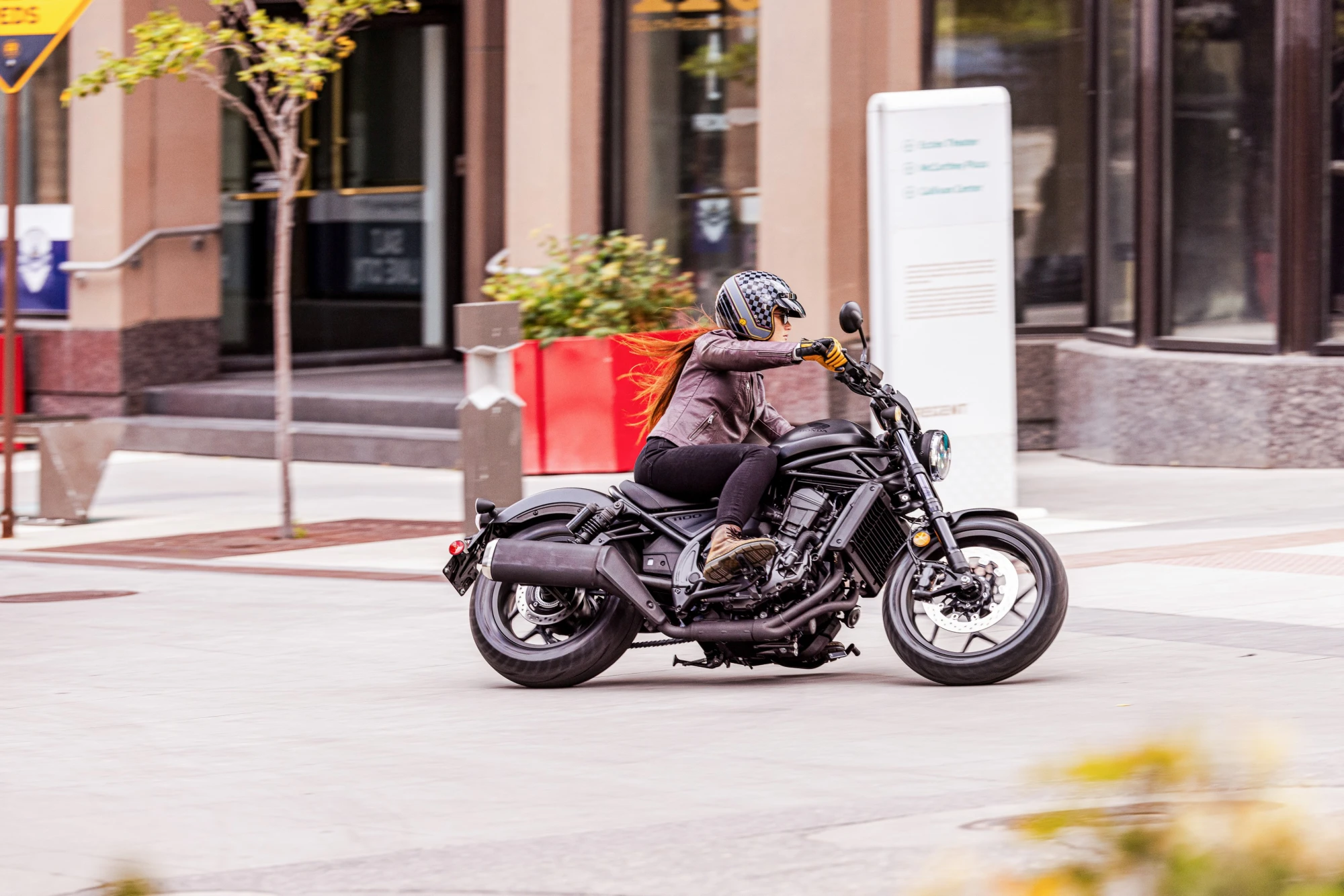 TAJ NEZABORAVNI ZVUK DVOCILINDRIČNOG MOTORA 